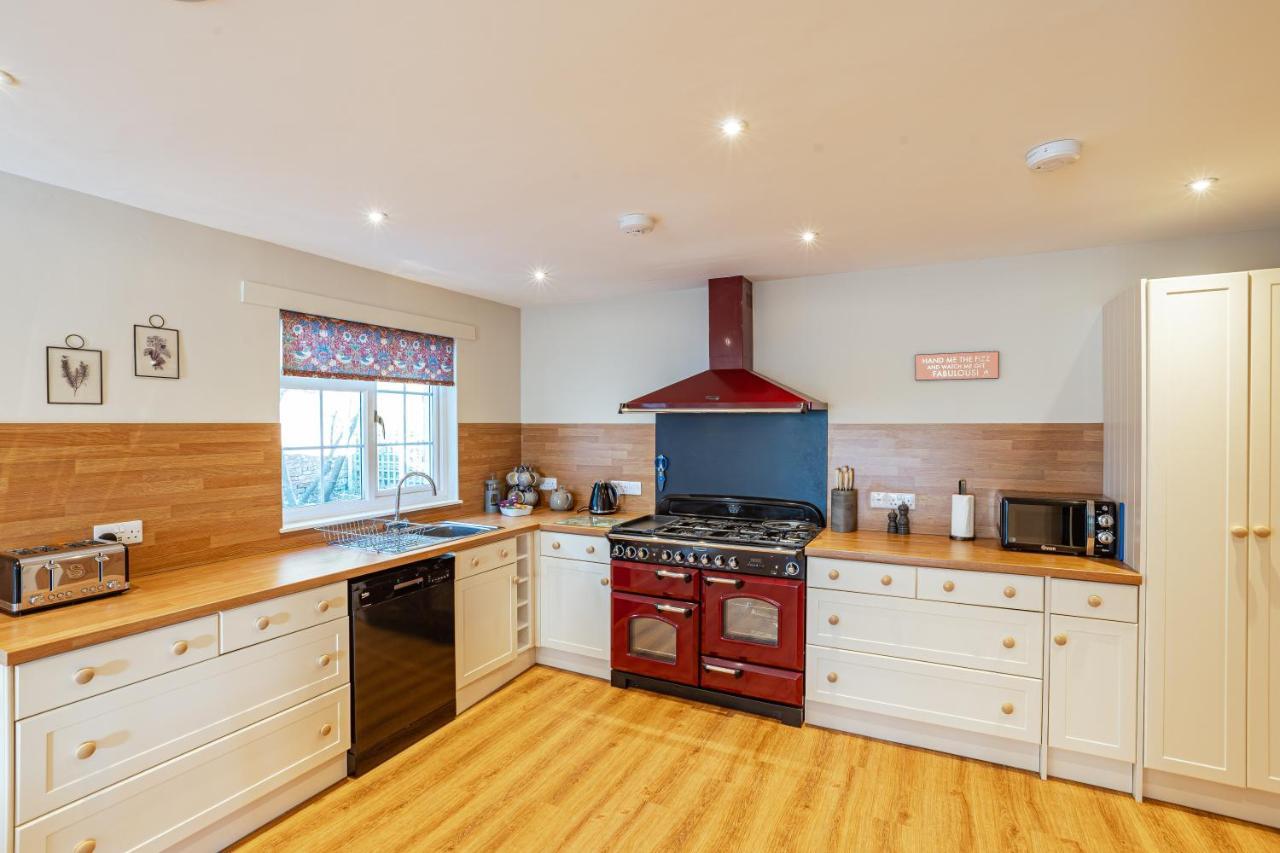Sparrowhawk Cottage With Hot Tub Newton Stewart Εξωτερικό φωτογραφία