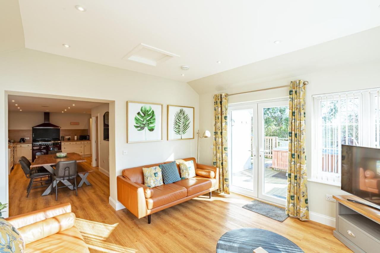 Sparrowhawk Cottage With Hot Tub Newton Stewart Εξωτερικό φωτογραφία