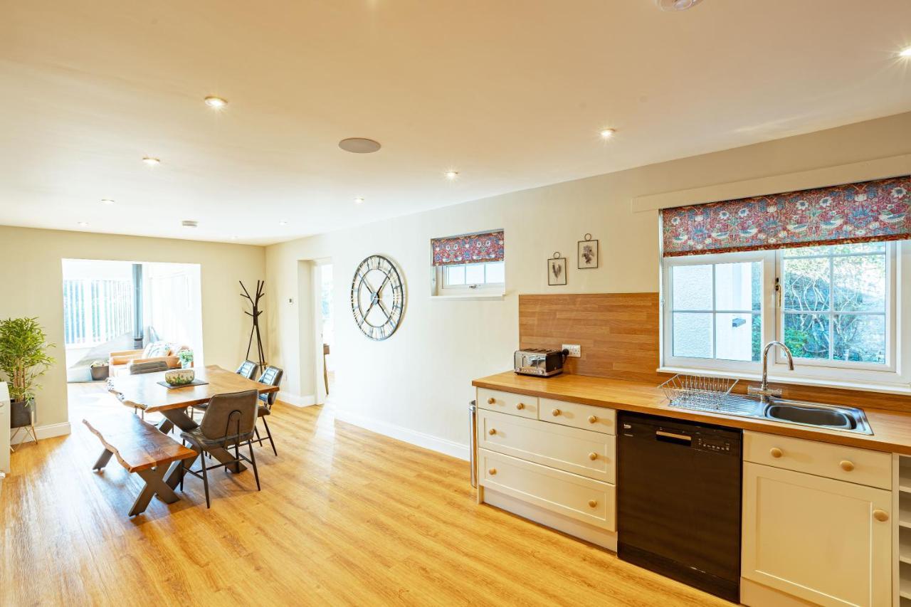 Sparrowhawk Cottage With Hot Tub Newton Stewart Εξωτερικό φωτογραφία